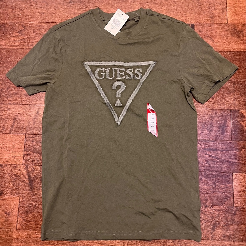 Guess mens t shirt